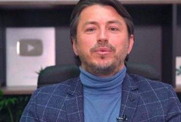 Притула собрал на учебник по истории для Илона Маска более двух миллионов гривень