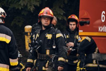 Проблеми з електрикою, водою і транспортом: наслідки ранкових прильотів у Києві