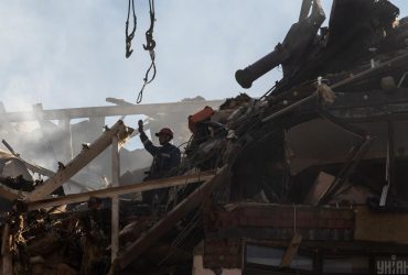 Війна в Україні: медики розказали про допомогу людям, які опинилися під завалами будівель