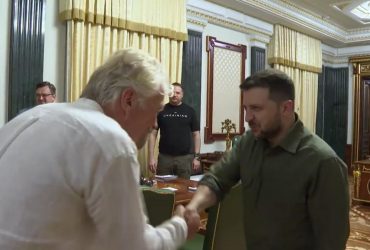 Зеленський зустрівся із мільярдером Бренсоном (відео)