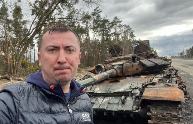 Автор "Квартала 95" Жидков со слезами на глазах рассказал об общении с родственниками из России