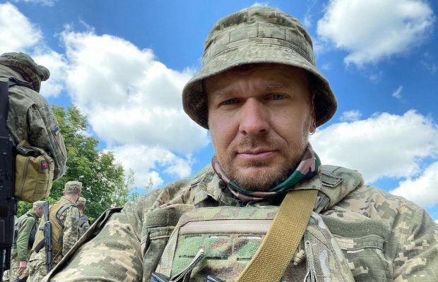 "Це хіт": Положинський показав запальні танці своїх побратимів на передовій (відео)