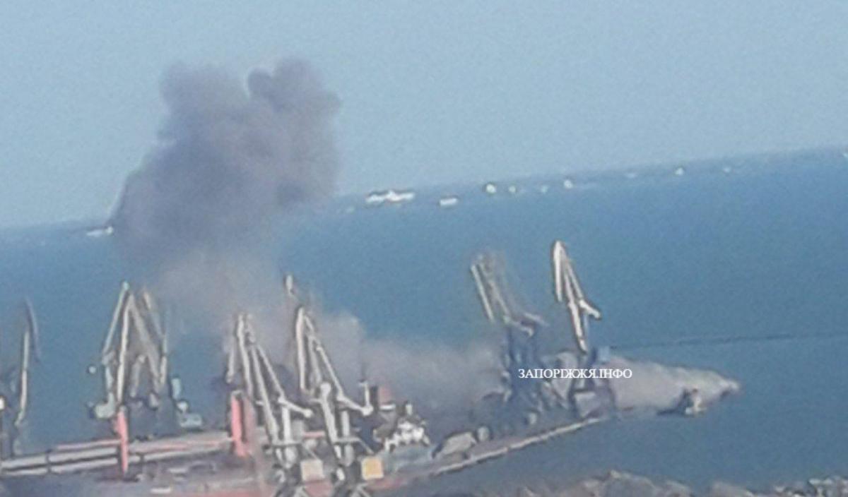 В порту Бердянська знову лунали вибухи / фото Запоріжжя Інфо