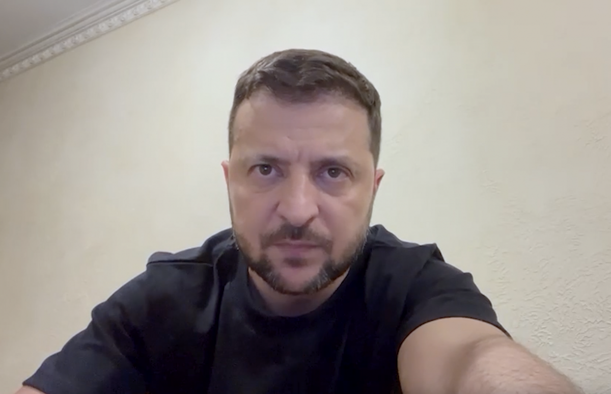 Зеленский записал видеообращение вечером 128-го дня полномасштабной войны / фото president.gov.ua Зеленский записал видеообращение вечером 128-го дня полномасштабной войны / фото president.gov.ua