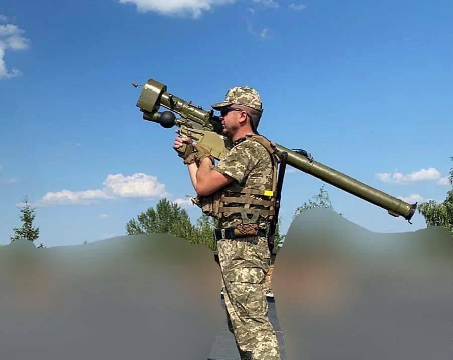 Український воїни збив російську ракету "Іглою" / facebook.com/101obro