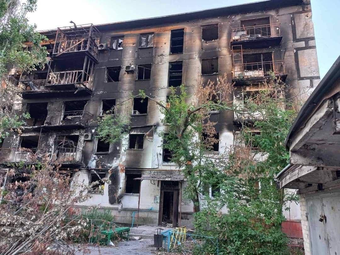 Чтобы выйти на админграницу Луганщины россияне артиллерией уничтожают окрестные села / фото Телеграм-канал Сергея Гайдая Чтобы выйти на админграницу Луганщины россияне артиллерией уничтожают окрестные села / фото Телеграм-канал Сергея Гайдая
