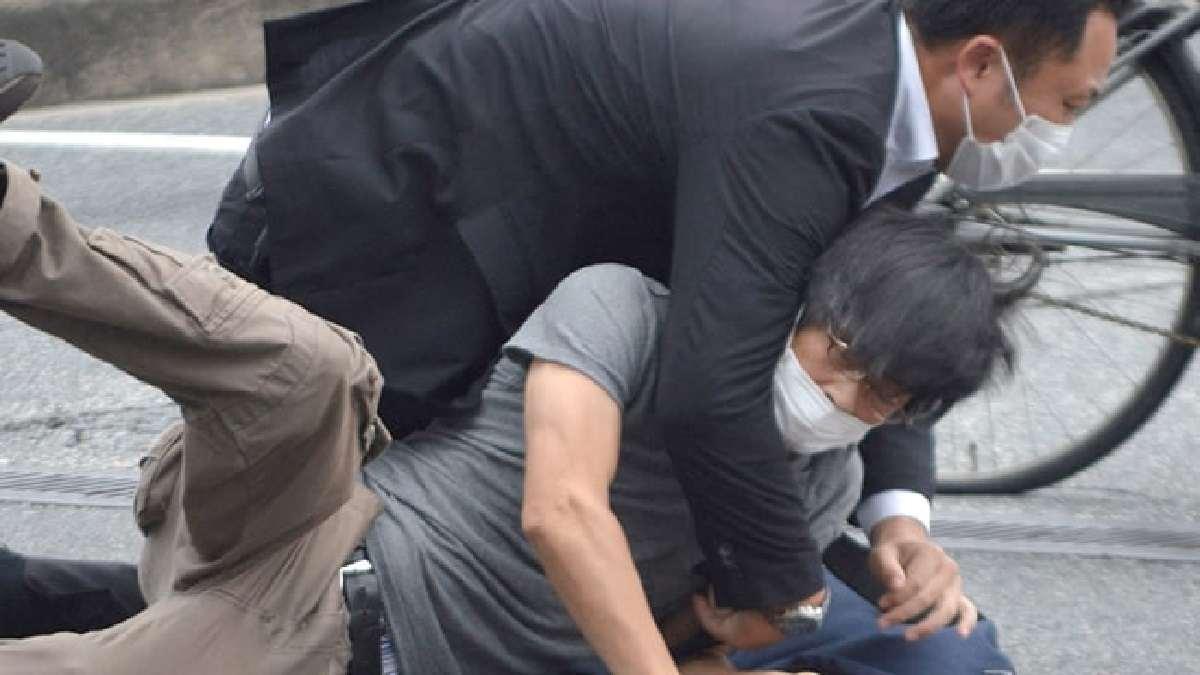 Задержание Тэцуи Ямагами / фото Jagran josh