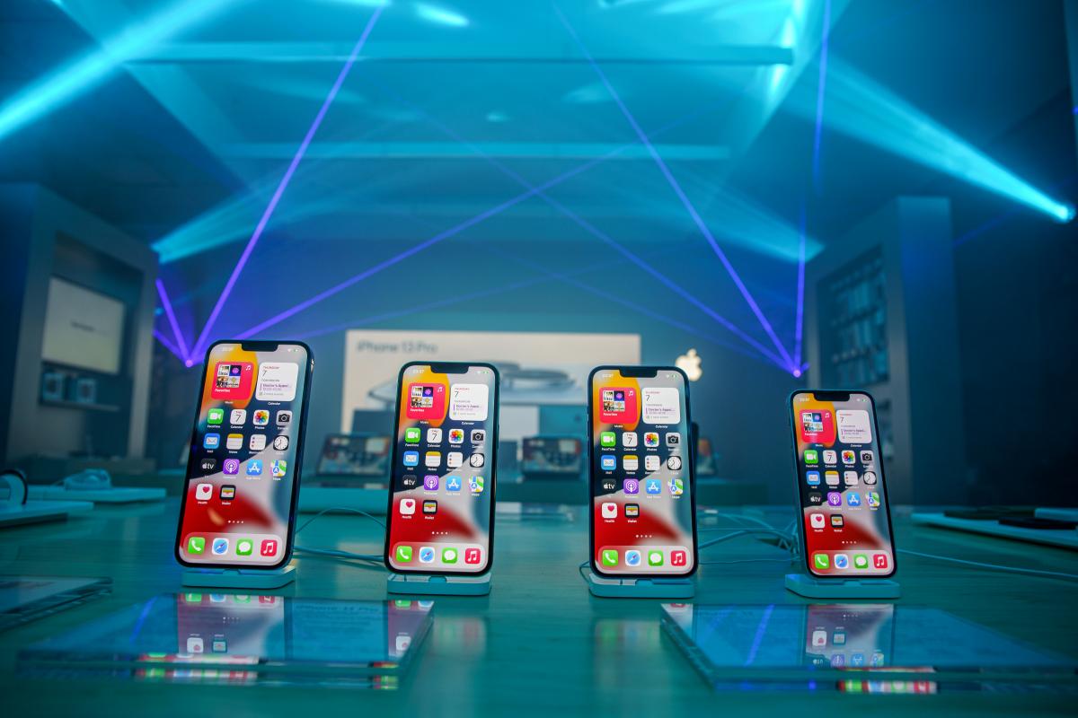 Meizu випустила бюджетний аналог iPhone 13 / фото ua.depositphotos.com Meizu випустила бюджетний аналог iPhone 13 / фото ua.depositphotos.com