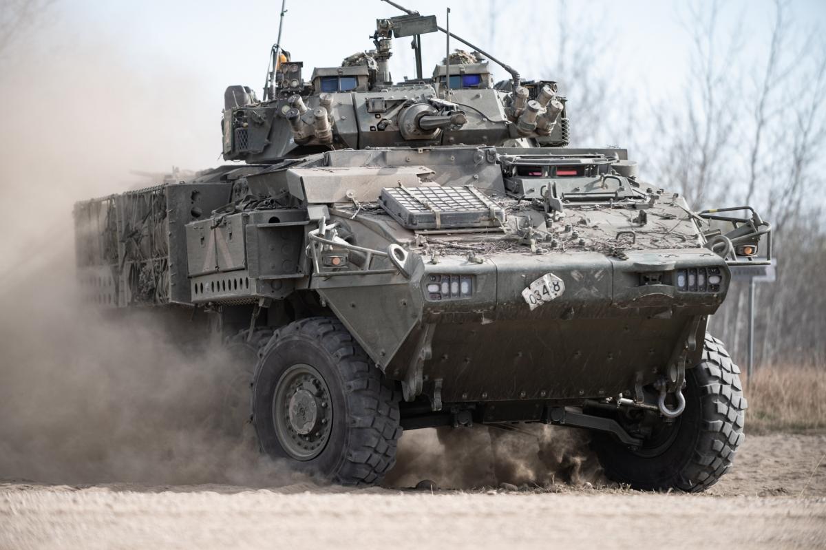 Бронемашина LAV ACSV Super Bison: приклад озброєння LAV 6 у версії колісної БМП / Фото-Canadian Army