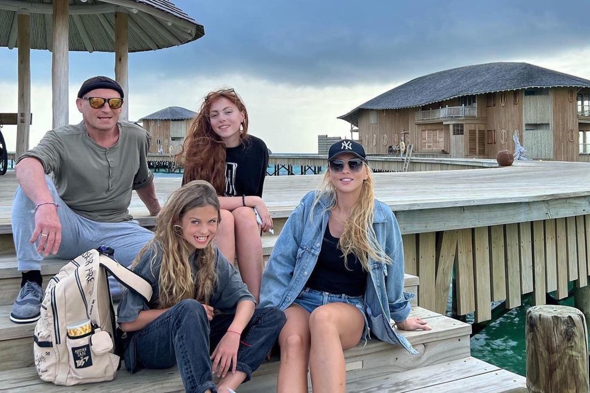 Полякова пережила разлуку с мужем / фото 1+1