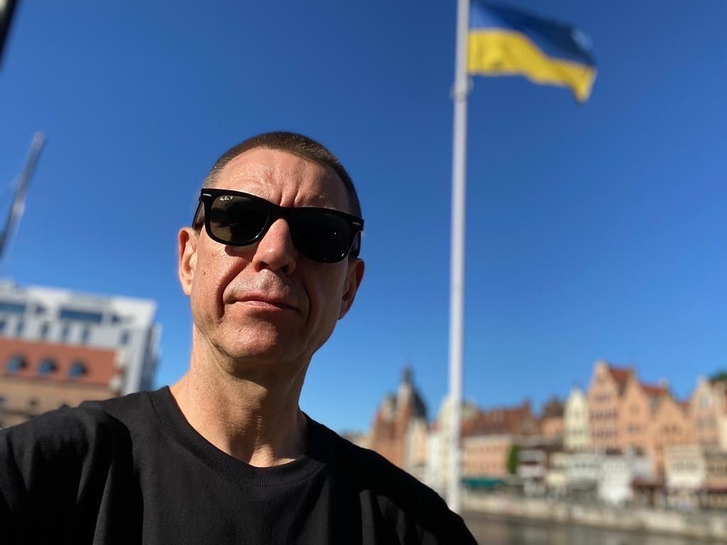 Лидер группы Сергей Михалок поддержал Украину / фото: Ляпис 98 Лидер группы Сергей Михалок поддержал Украину / фото: Ляпис 98