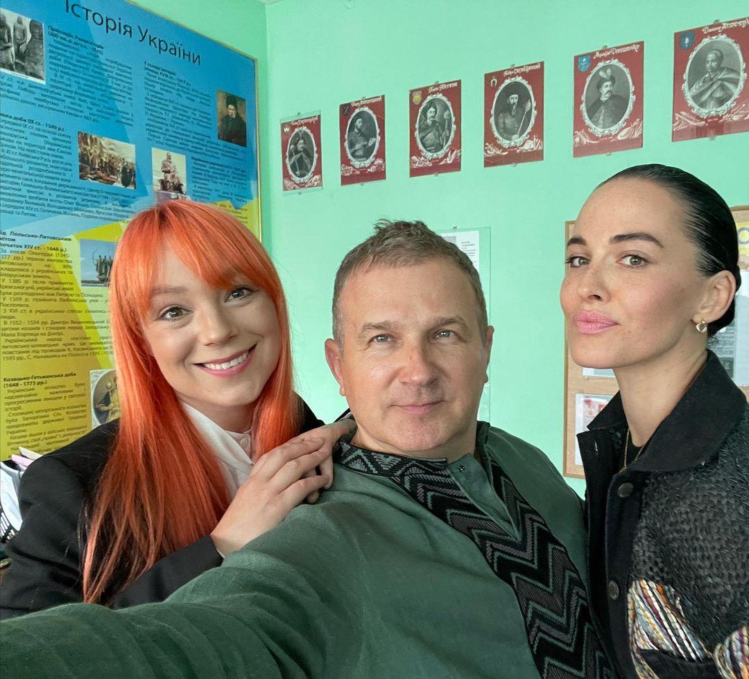 Юрій Горбунов з Дашею Астаф'євою та Світланою Тарабаровою / instagram.com/gorbunovyuriy Юрій Горбунов з Дашею Астаф'євою та Світланою Тарабаровою / instagram.com/gorbunovyuriy