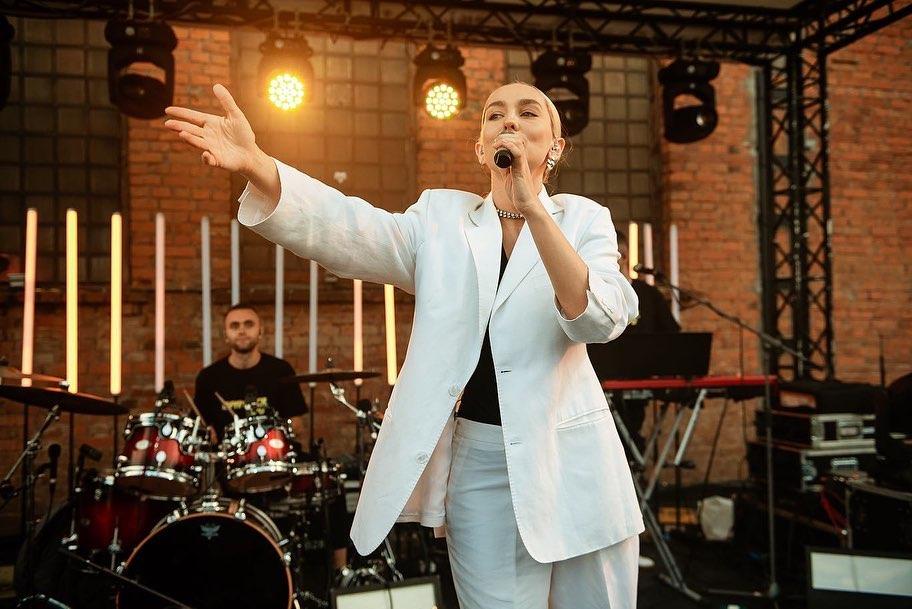 Співачка Roxolana розповіла про загиблого звукорежисера Співачка Roxolana розповіла про загиблого звукорежисера