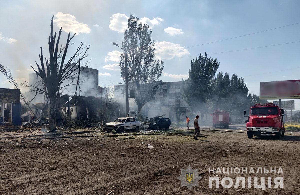 The Russians shelled the center of Bakhmut / photo t.me/UA_National_Police