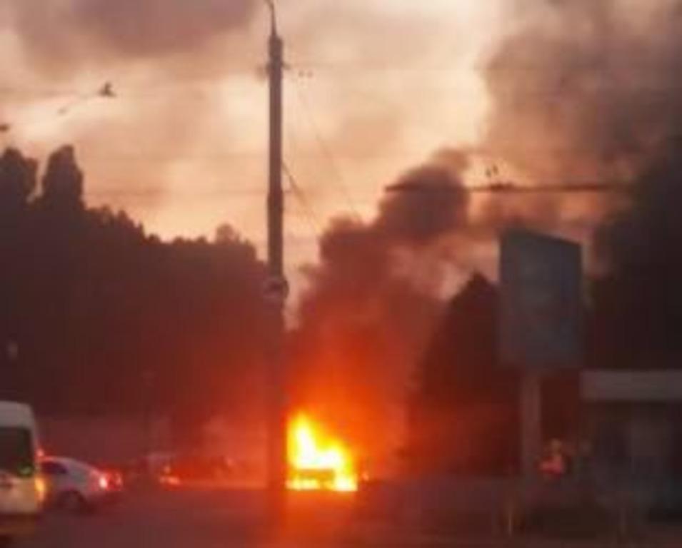 The network reports that people were burned alive in cars / photo: Alexey Goncharenko