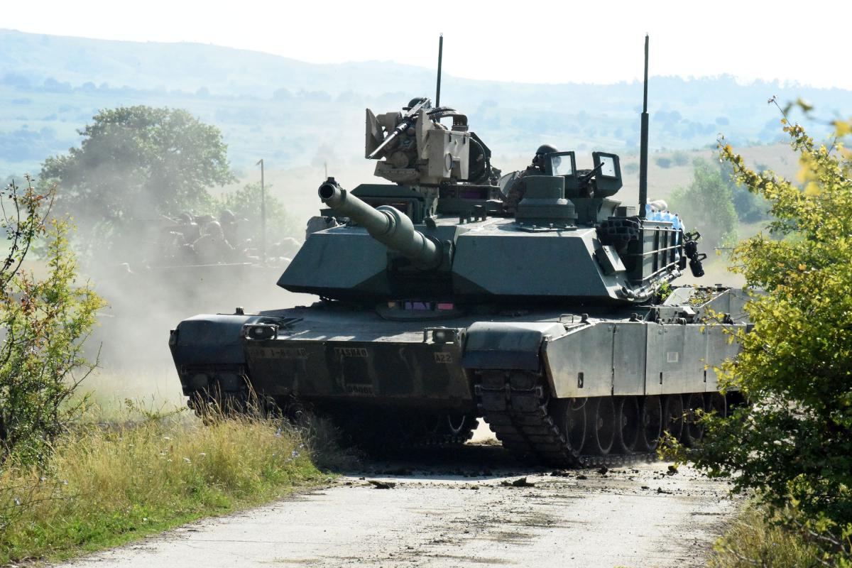 Western tanks will be used in the counteroffensive no earlier than March, Zhdanov believes / photo - US Army
