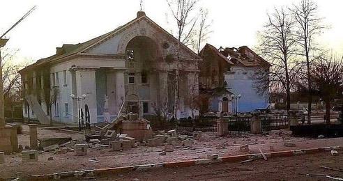 Дом культуры в Ирпене после вторжения оккупантов / Фото - instagram.com Дом культуры в Ирпене после вторжения оккупантов / Фото - instagram.com