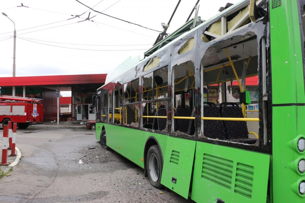 Кількість поранених внаслідок ранкового удару по Харкову зросла до 21 / фото ДСНС