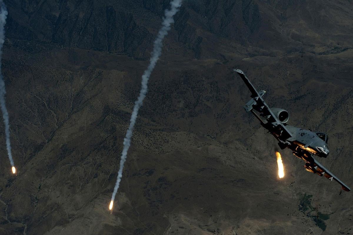 Второй американский самолет потерпел крушение недалеко от Ормузского пролива, - NYT