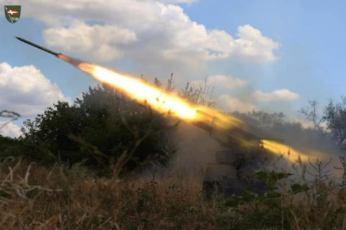 Огневые задачи выполняли и ракетно-артиллерийские подразделения / фото facebook.com/GeneralStaff.ua