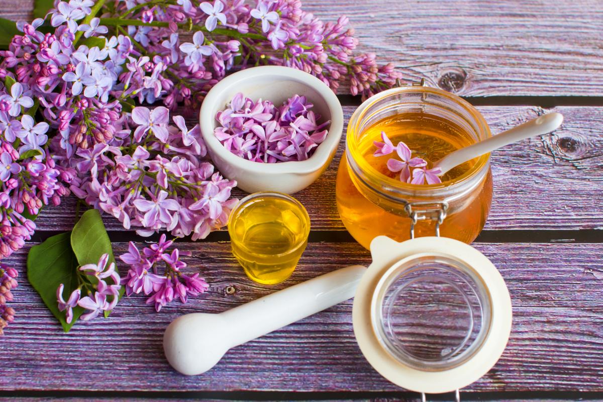 Чи можна замість цукру використовувати мед - поради / depositphotos.com Чи можна замість цукру використовувати мед - поради / depositphotos.com