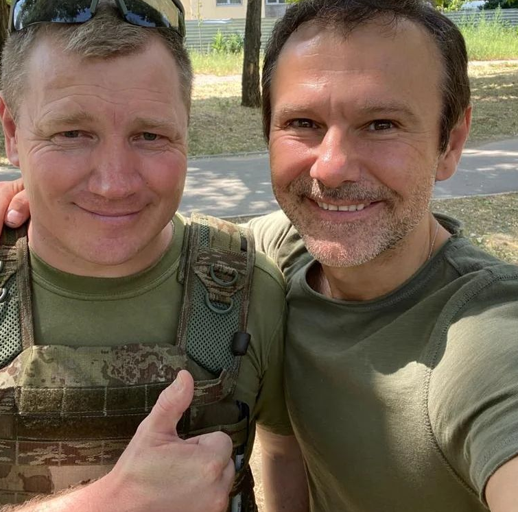 Святослав Вакарчук та покійний Гуляєв / Фото - instagram.com Святослав Вакарчук та покійний Гуляєв / Фото - instagram.com