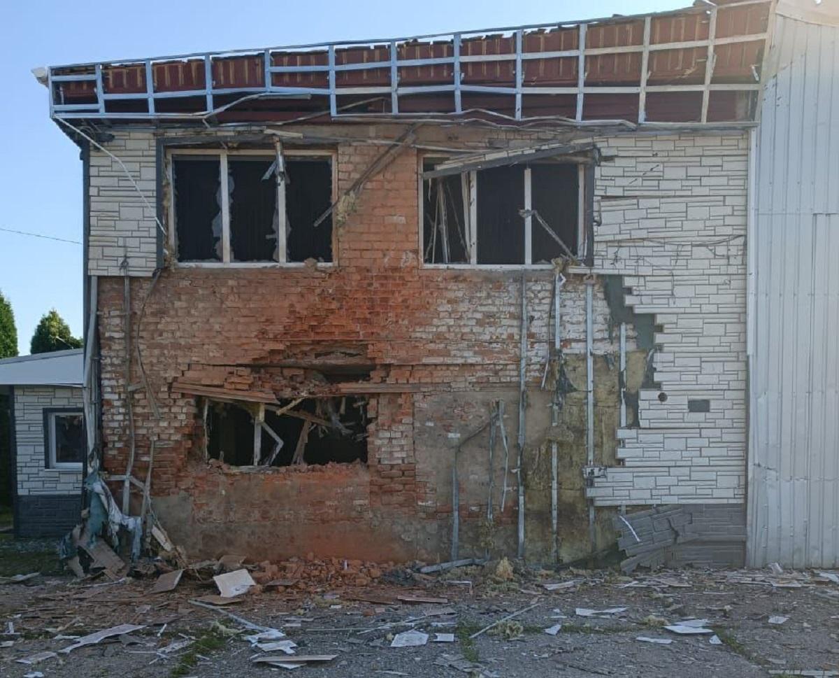 Россияне обстреляли Сумскую область / фото t.me/Zhyvytskyy Россияне обстреляли Сумскую область / фото t.me/Zhyvytskyy