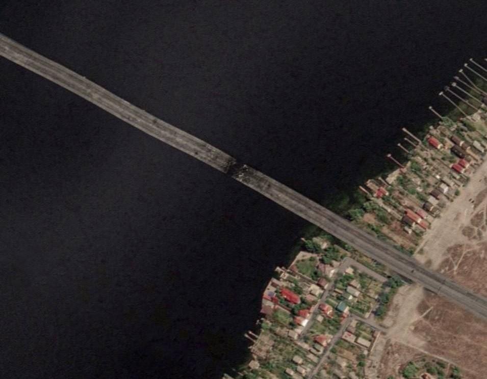 Гіркін підтвердив виведення з ладу Антонівського моста / фото t.me/Tsaplienko Гіркін підтвердив виведення з ладу Антонівського моста / фото t.me/Tsaplienko