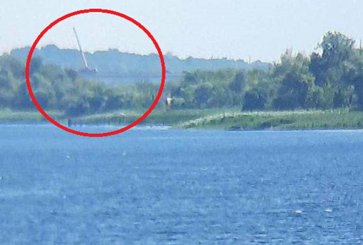 ВСУ бьют по мостам Херсонской области / t.me/hueviyherson