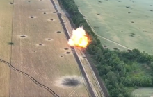 Горить-палає: у мережі показали феєричний підрив російського танка на сході (відео)