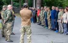 Україна готується до можливого вторгнення з Білорусі: зміцнюють кордон і навчають цивільних у Києві