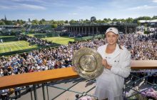 Прикинулася дурненькою: тенісистка з РФ після тріумфу на Вімблдон проігнорувала питання про війну