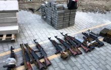 У Києві двоє "ділків" хотіли продати понад десяток автоматів "Калашникова" з патронами