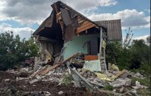 Обстріл окупантами Слов'янська: рятувальники дістали з-під завалів тіла двох чоловіків