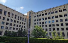 Російські окупанти обстріляли університет імені Бекетова в Харкові (фото)