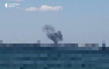 В Одесі пролунали вибухи, повідомляють про пожежу в порту (фото, відео)