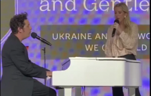 Солист Pianoбой и звезда Элли Голдинг спели "Ой, у лузі червона калина" (видео)