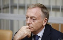 Экс-министрам Грищенко и Лавриновичу сообщили о подозрении в госизмене