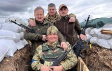 "Беру на передову Золотий м'яч": легенда футболу розповів про спілкування з українськими військовими