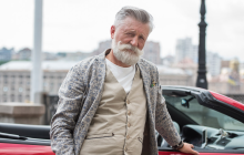 Зірка "Папіка" Стас Боклан розповів, що окупанти знищили його квартиру в Маріуполі й вбили колег