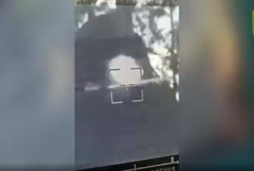 За Одесу-маму: бійці 35 ОМБр зі Стугни знищили танк окупантів на Херсонщині (відео)