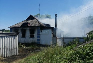 Россияне обстреляли Сумщину фосфорными и кассетными снарядами