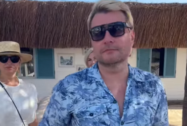 Українка спіймала Баскова на відпочинку та поставила йому незручне запитання (відео)