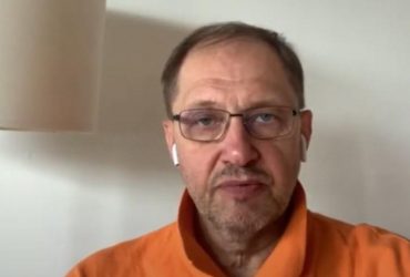 Это выдает слабость государства: известный российский комментатор назвал главное отличие между РФ и Украиной