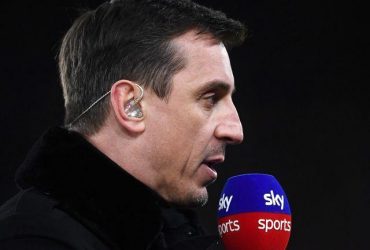 Легендарний екс-футболіст Манчестер Юнайтед закликав Бориса Джонсона піти у відставку