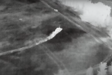 Бойцы ССО Азов показали уникальные кадры охоты на трофейную технику оккупантов (видео)