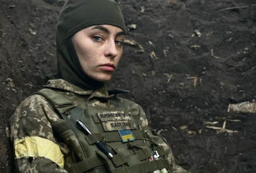 Красуні в ЗСУ: 5 українок, які вступили в лютий бій з окупантами (відео)