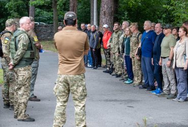 Україна готується до можливого вторгнення з Білорусі: зміцнюють кордон і навчають цивільних у Києві