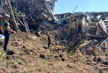 Появились детали ракетного удара по Харькову (фото)