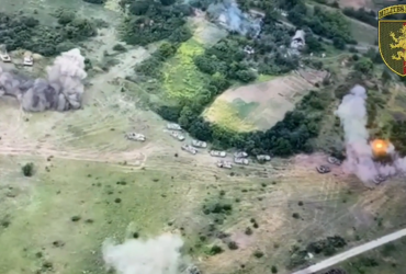 Артиллеристы 24-й бригады уничтожили колонну техники оккупантов на Луганщине (видео)